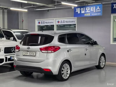 Kia Carens
