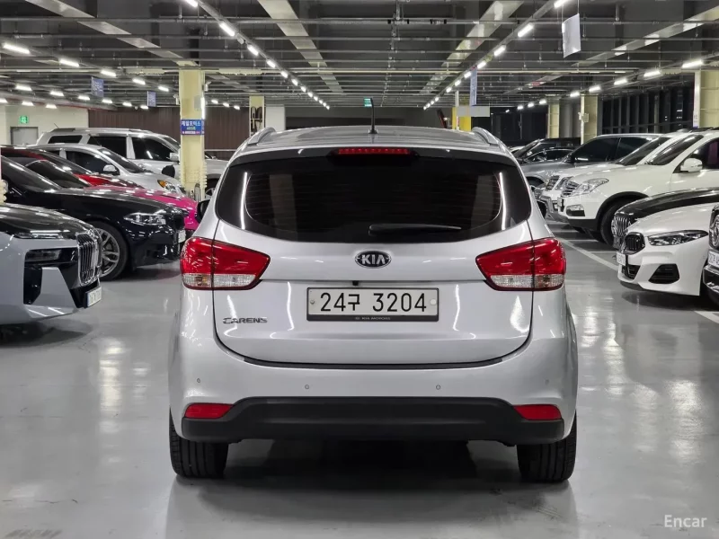 Kia Carens