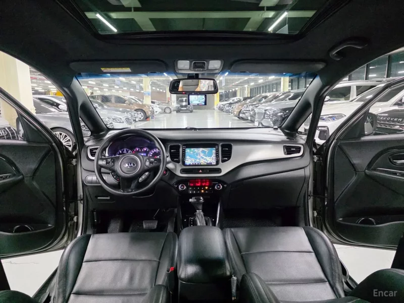 Kia Carens