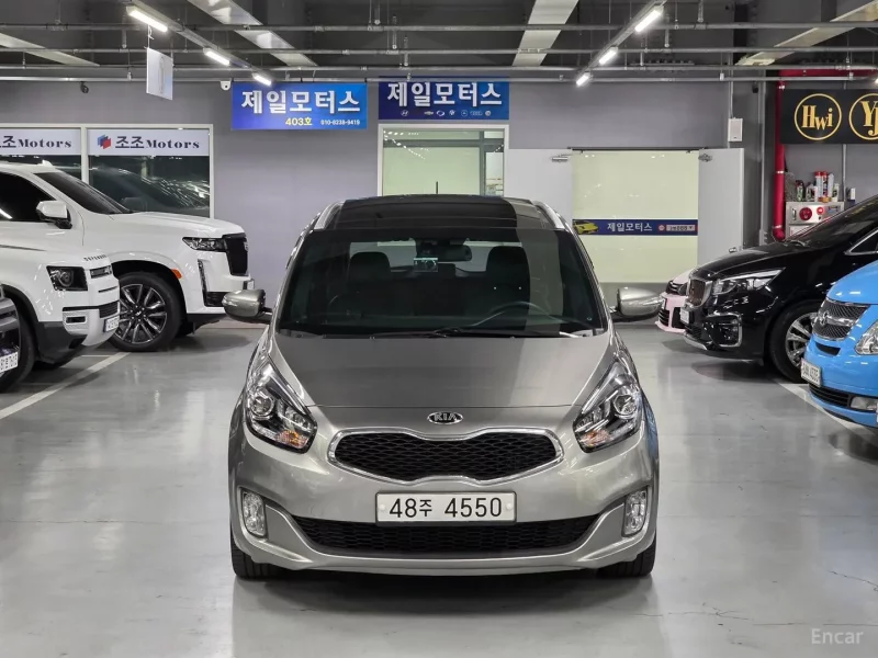 Kia Carens