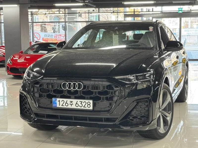 Audi Q8