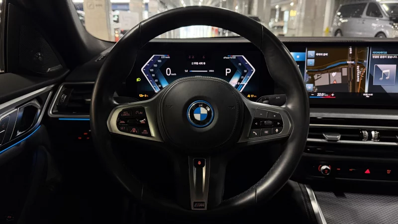 BMW i4
