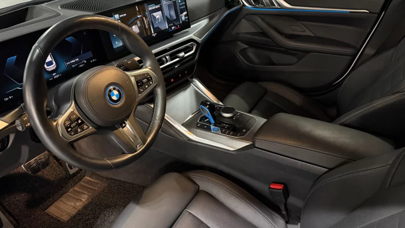 BMW i4