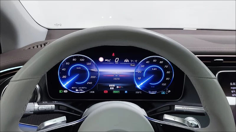 Mercedes-Benz EQS SUV