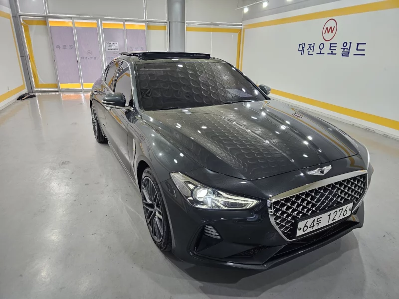 Genesis G70