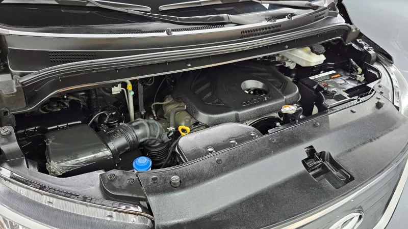 Hyundai Grand Starex