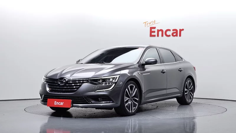 Renault SM6