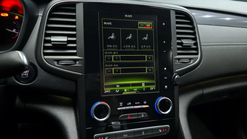 Renault SM6