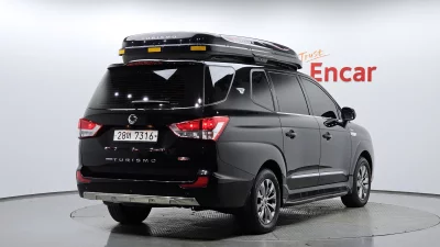 SsangYong Korando Turismo