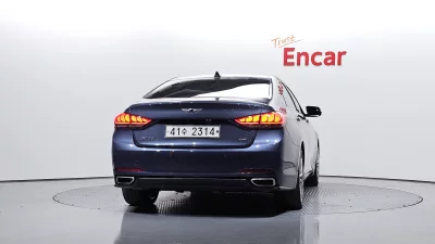 Hyundai Genesis