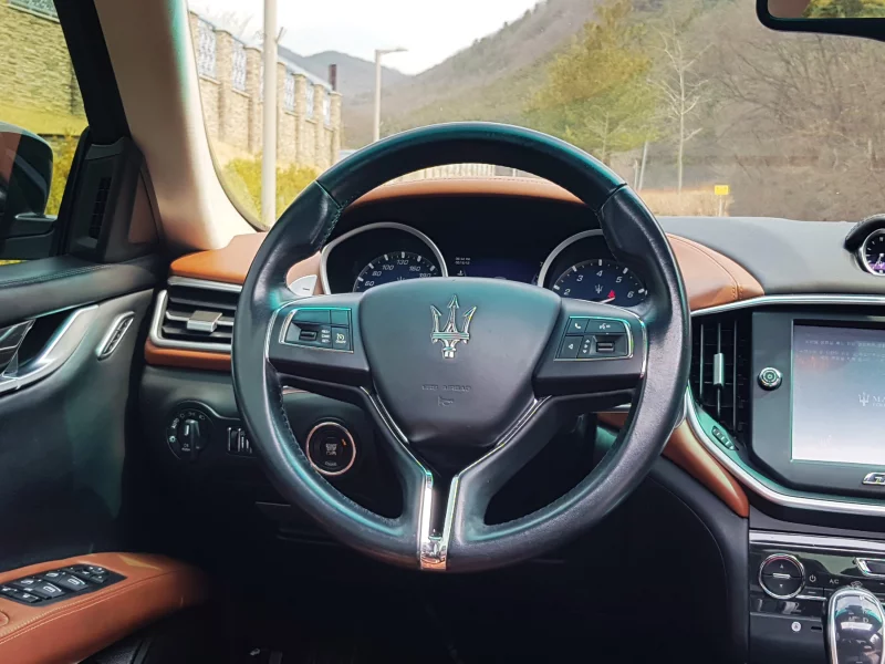 Maserati Ghibli
