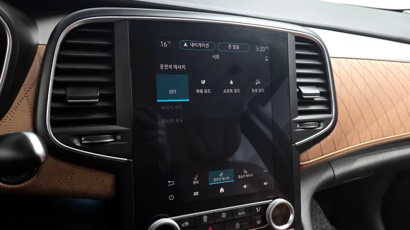 Renault SM6