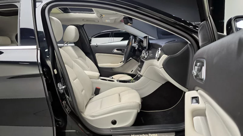 Mercedes-Benz GLA-Class