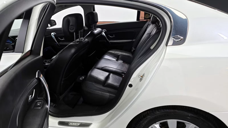 Renault SM5