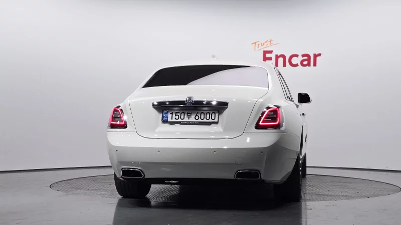 Rolls-Royce GHOST