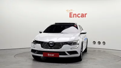 Renault SM6