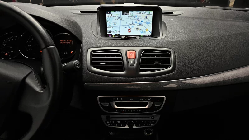 Renault SM3