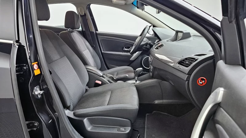 Renault SM3