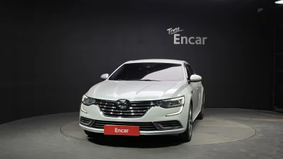 Renault SM6