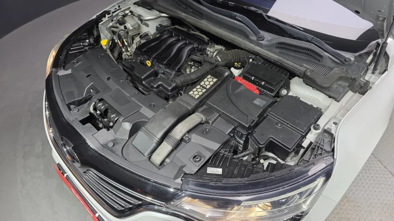 Renault SM6