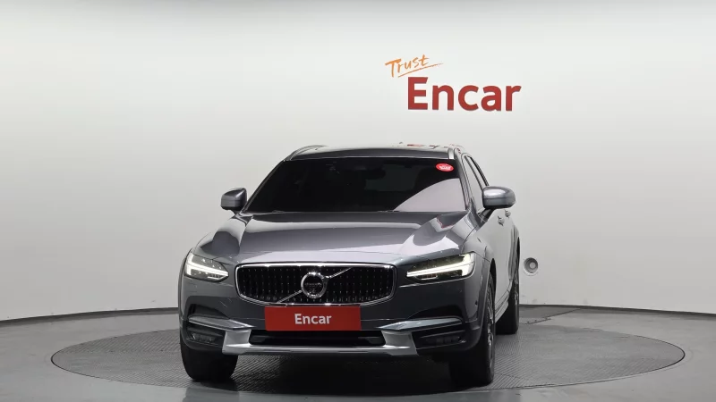 Volvo V90