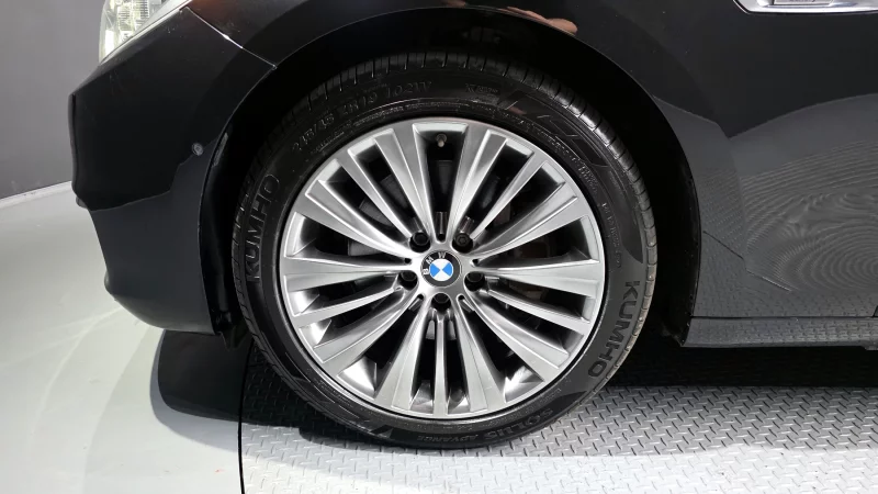 BMW 5-Series Gran Turismo