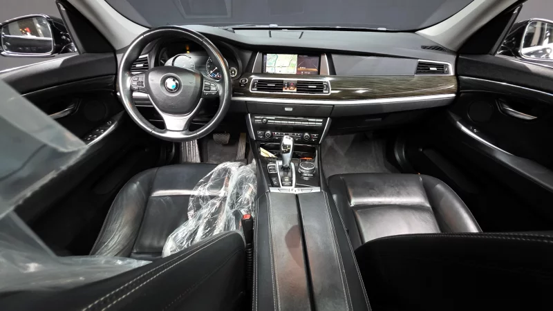 BMW 5-Series Gran Turismo