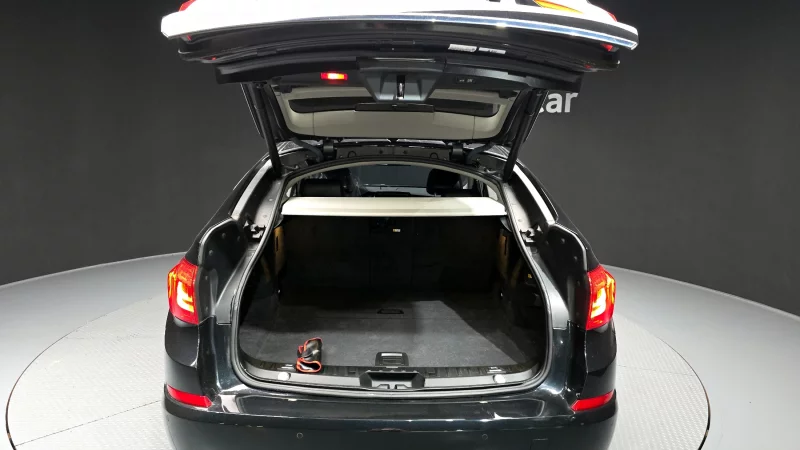 BMW 5-Series Gran Turismo