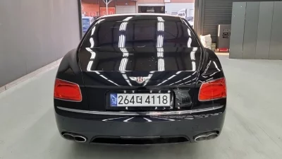 Bentley Flying Spur