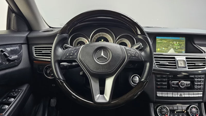 Mercedes-Benz CLS-Class