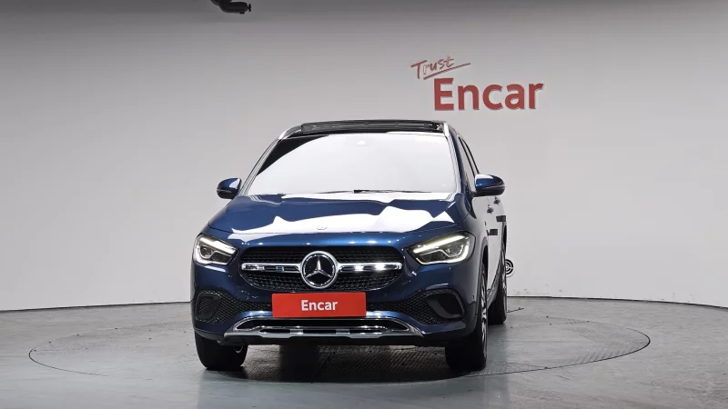 Mercedes-Benz GLA-Class