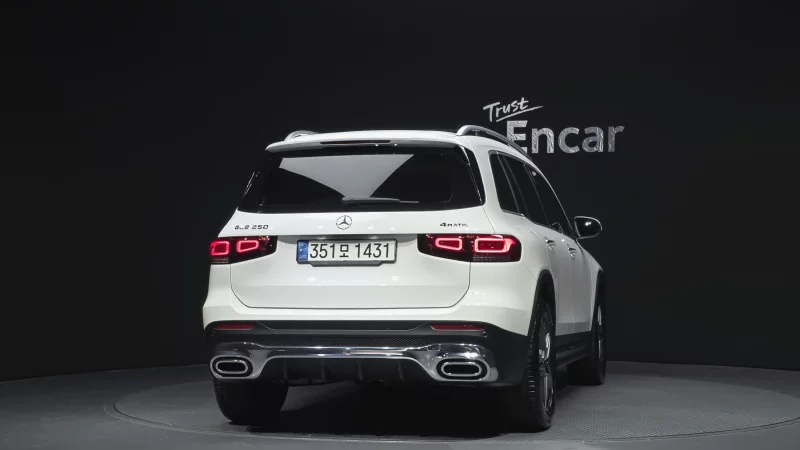 Mercedes-Benz GLB-Class