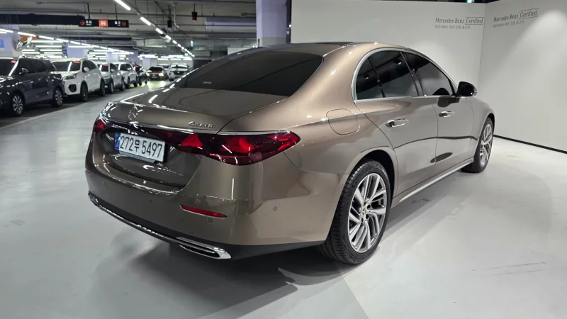 Mercedes-Benz E-Class