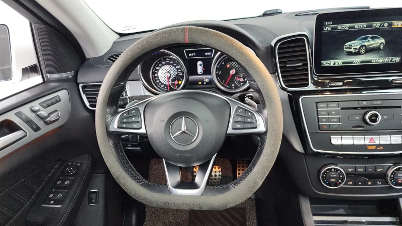 Mercedes-Benz GLE-Class