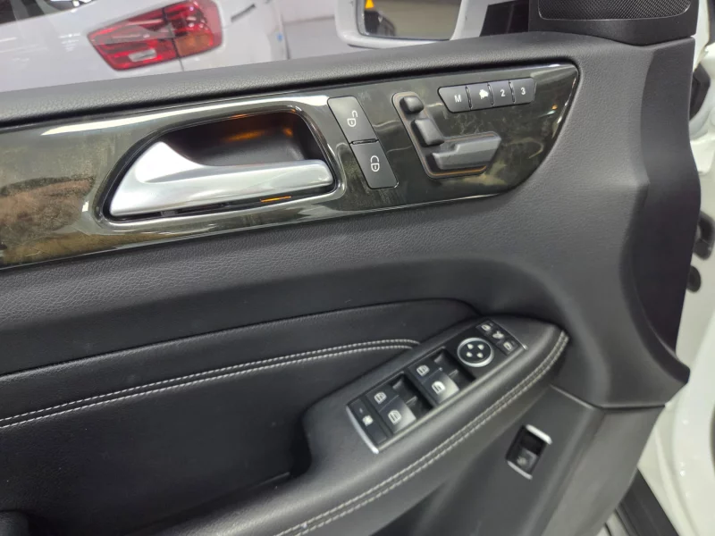 Mercedes-Benz M-class