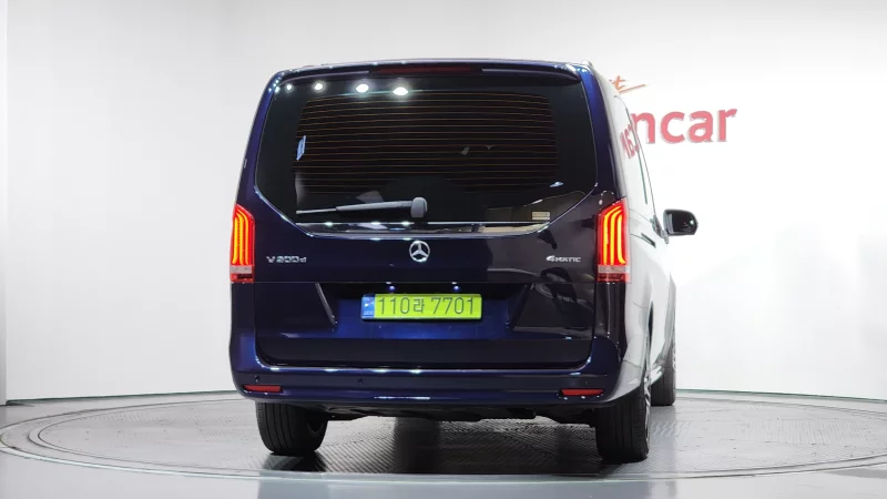 Mercedes-Benz V-Class