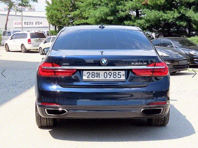 BMW 7-Series