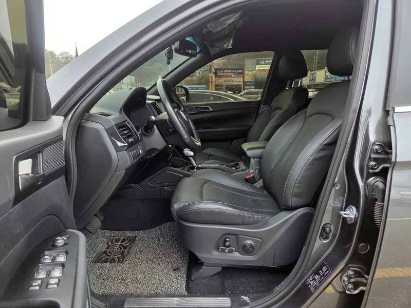 SsangYong Rexton Sports