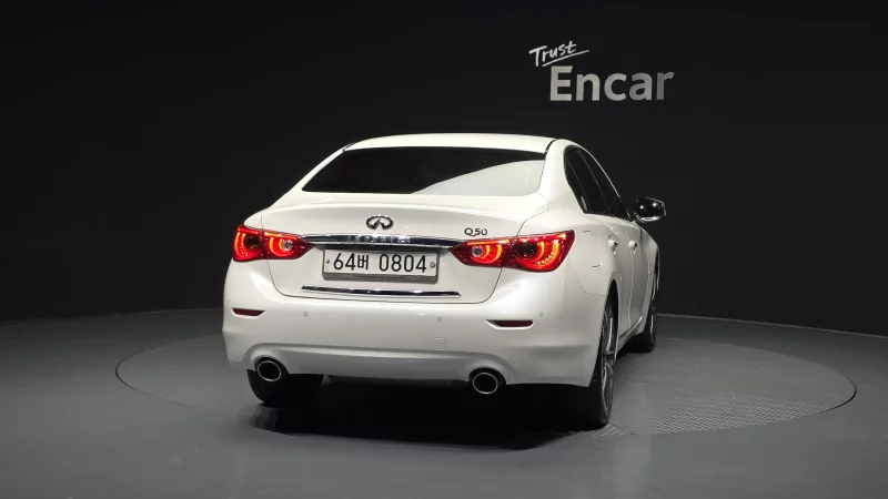 Infiniti Q50