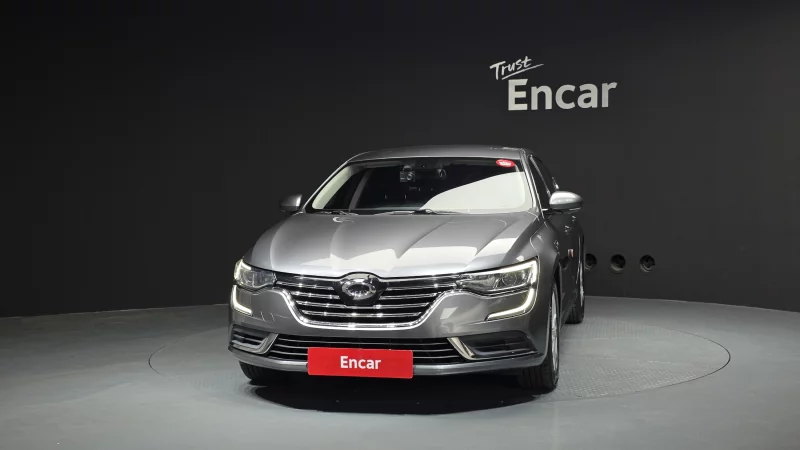 Renault SM6