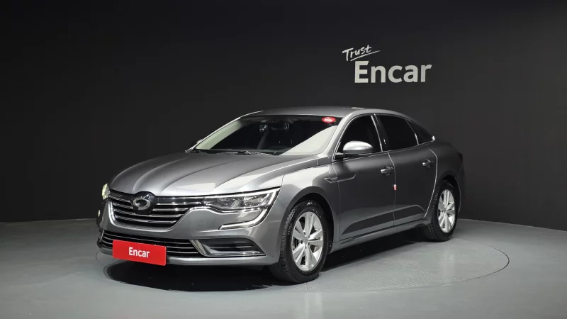 Renault SM6