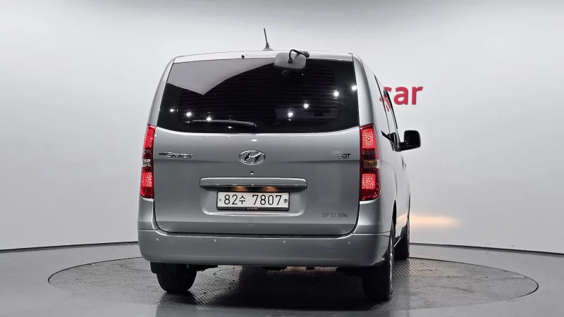Hyundai Grand Starex