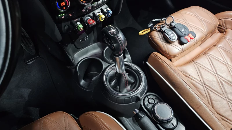 MINI Cooper Convertible