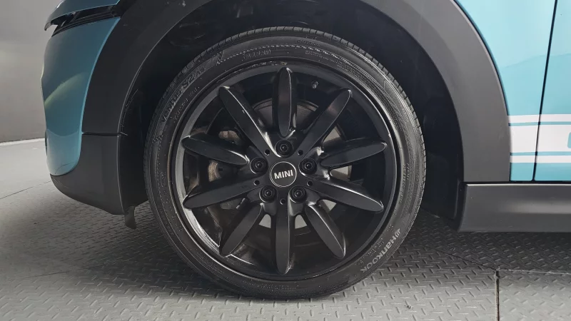 MINI Cooper Convertible