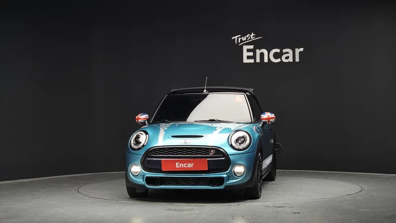 MINI Cooper Convertible