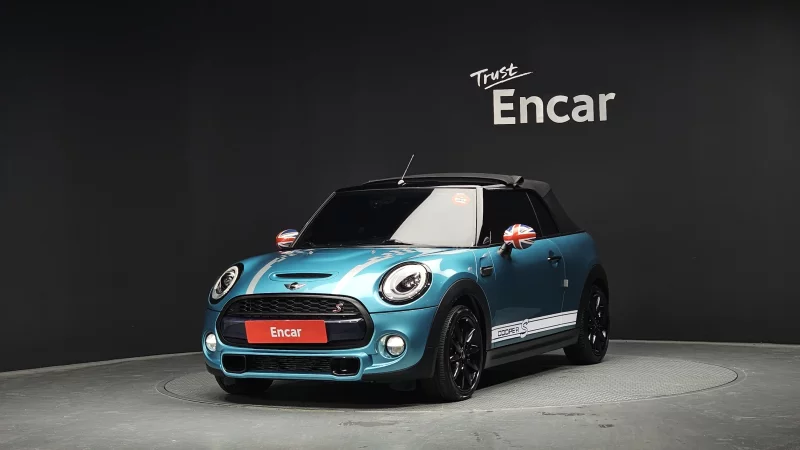 MINI Cooper Convertible