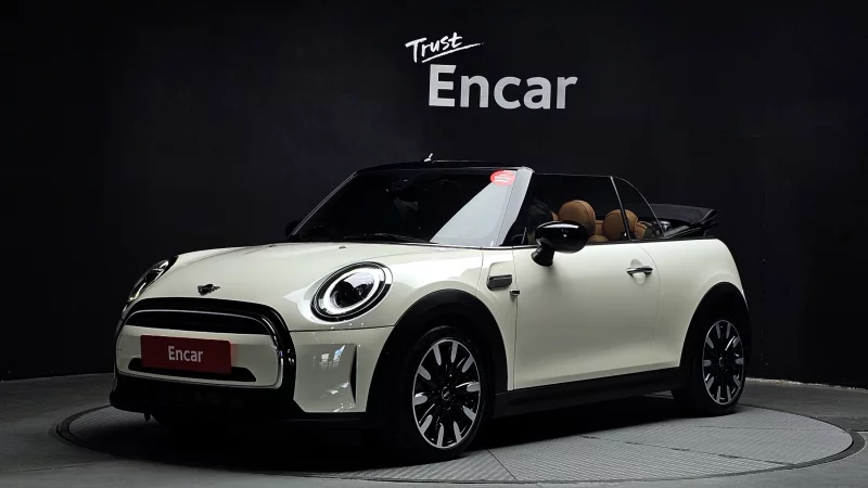 MINI Cooper Convertible