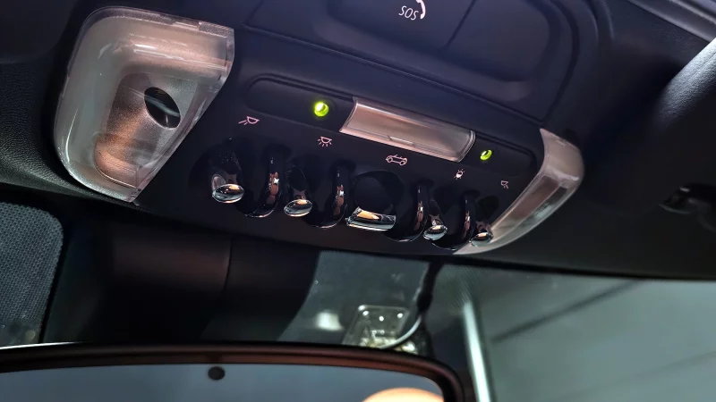 MINI Cooper Convertible