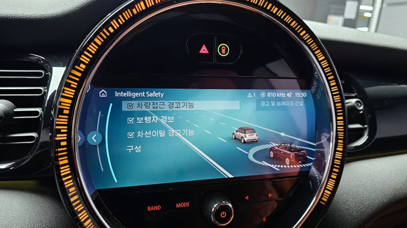 MINI Cooper Convertible