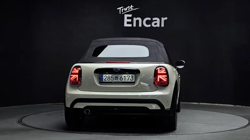 MINI Cooper Convertible